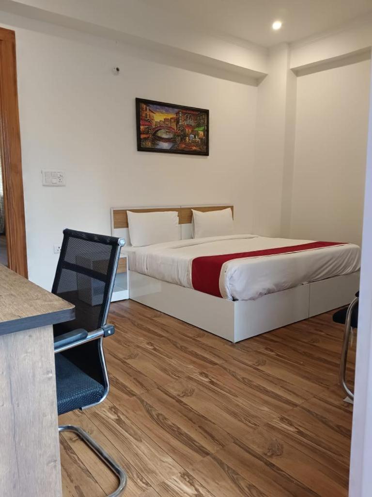 Hotel Bsh Group Noida Luaran gambar